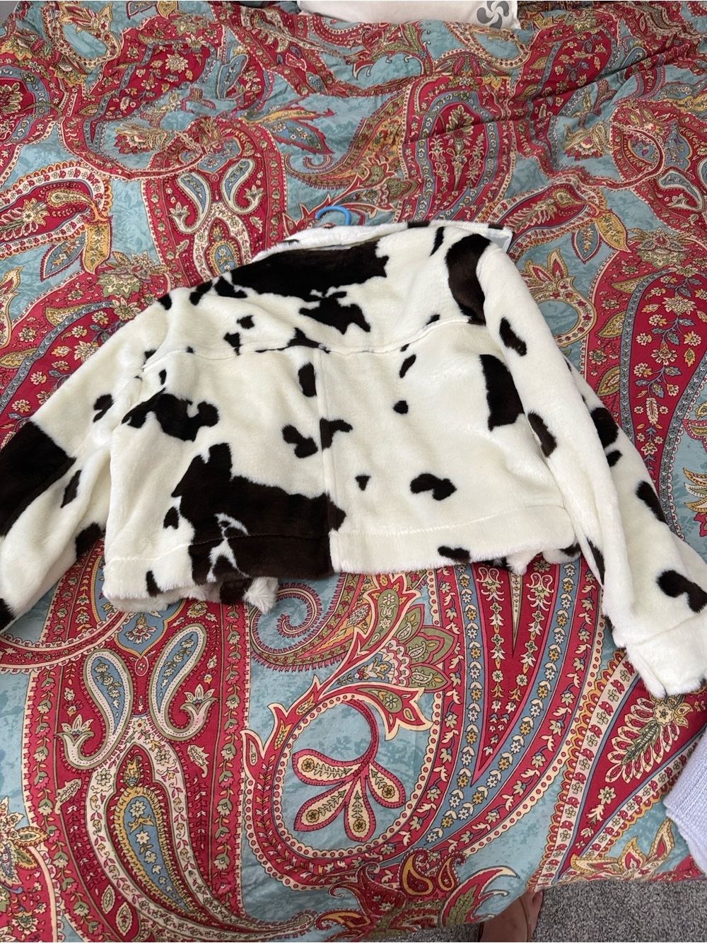 Faux Fur Cowprint Jacket - White & Brown - Picture 4 of 4